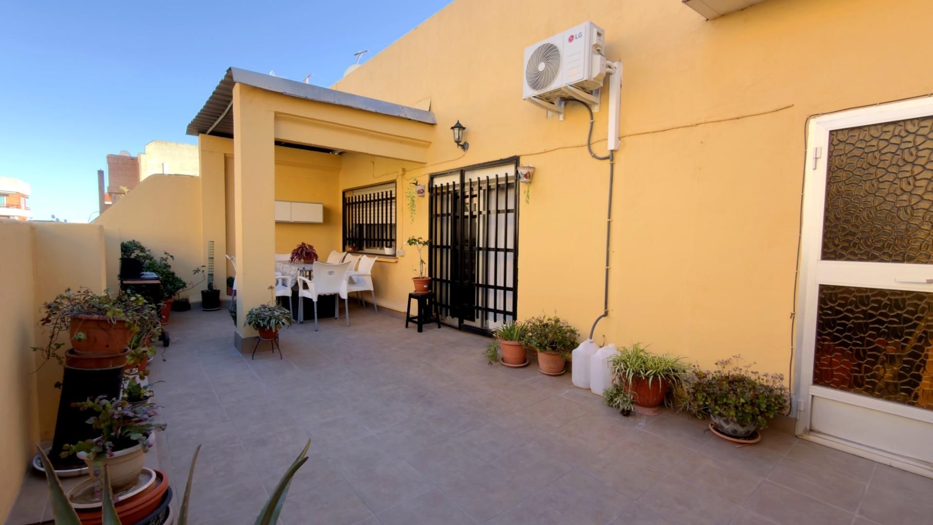 Außenansicht von Dachboden zum Verkauf in Massamagrell mit Terrasse und Abstellraum