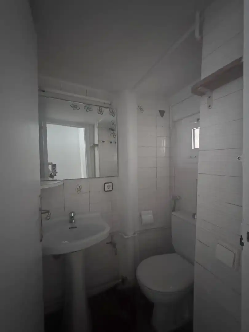 Badezimmer von Geschaftsraum zur Miete in Granollers mit Alarm