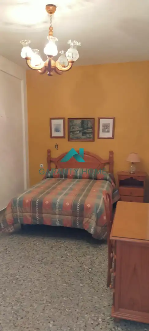 Habitación de Casa o chalet en venta en Puente Genil con Piscina y Amueblado