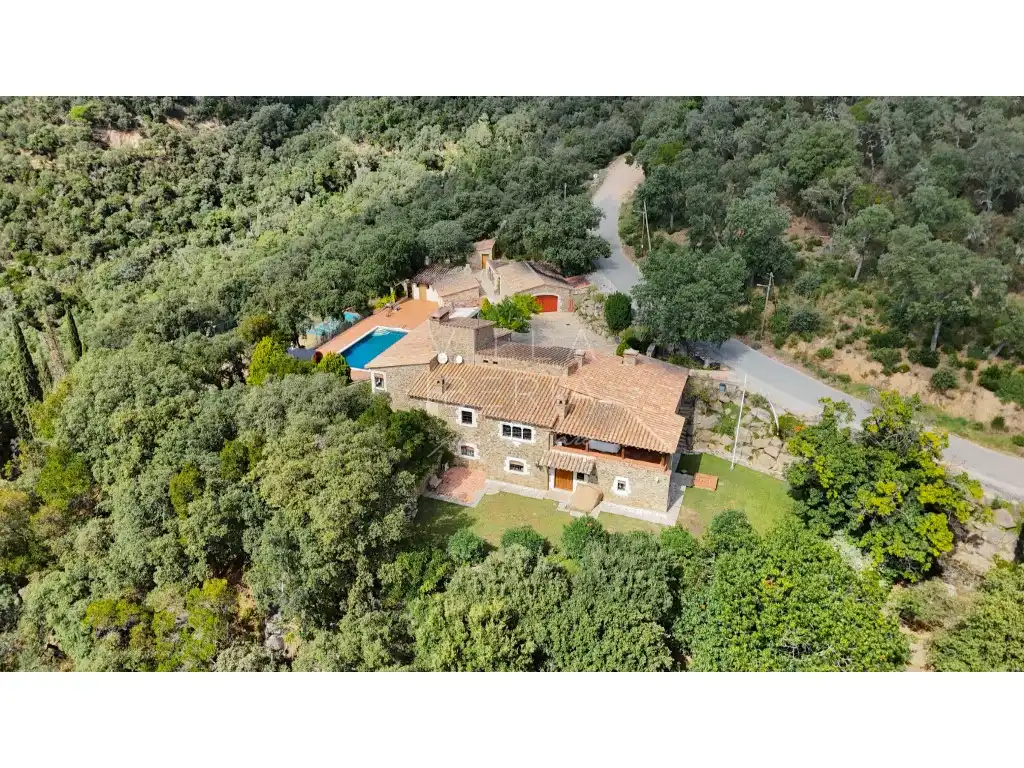 Maison avec piscine à vendre à Avenida De Les Gavarres 76, imagen 3