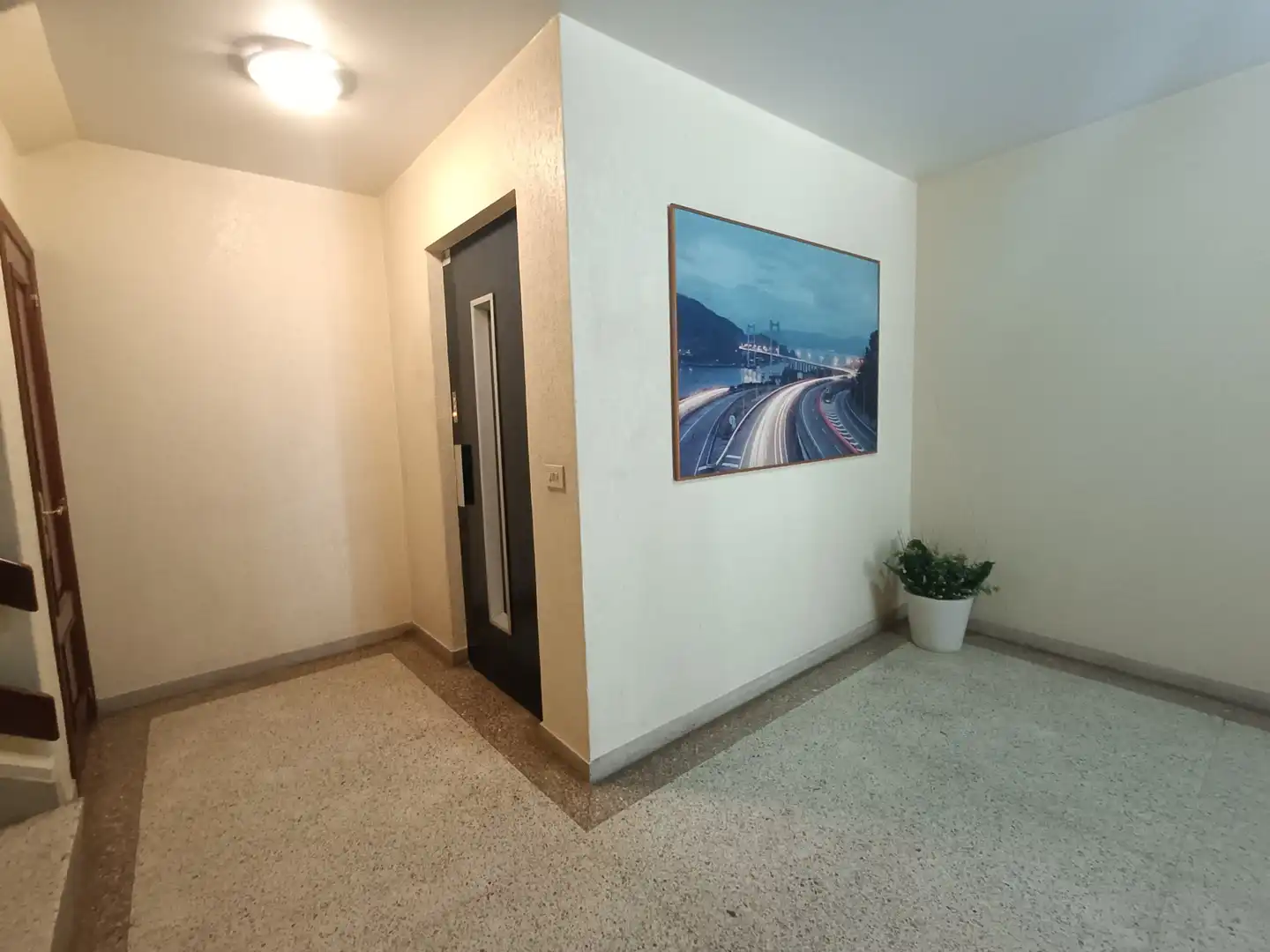 Piso en venta en Vigo  con Calefacción, Parquet y Trastero