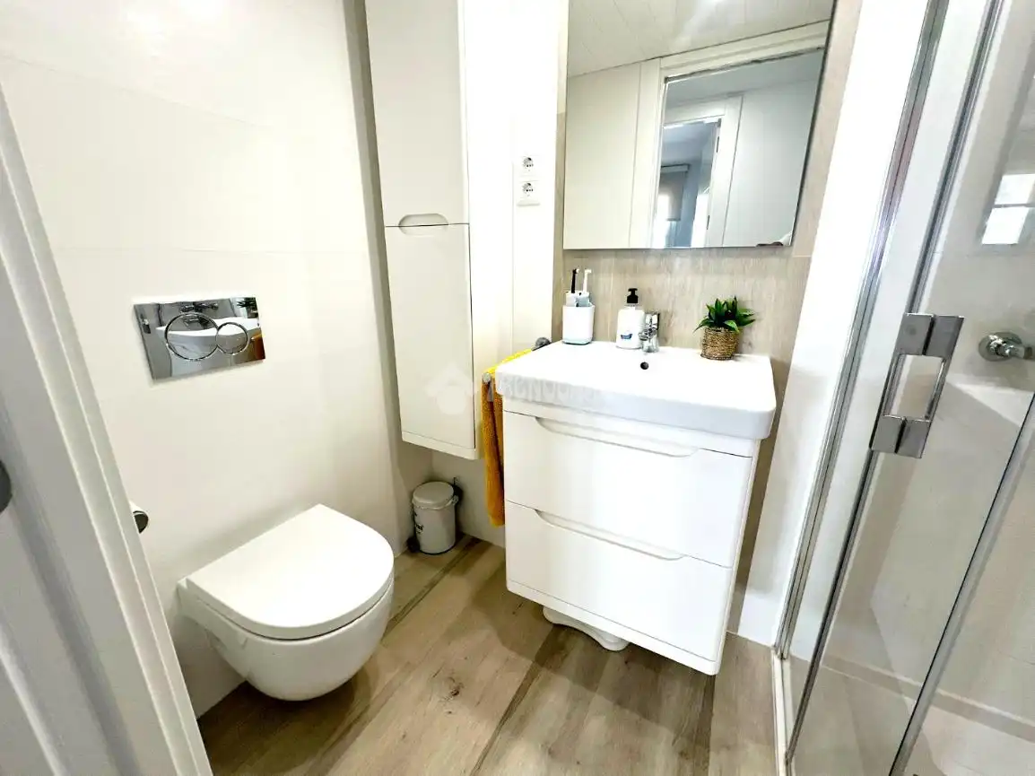 Bathroom of Flat for sale in Málaga