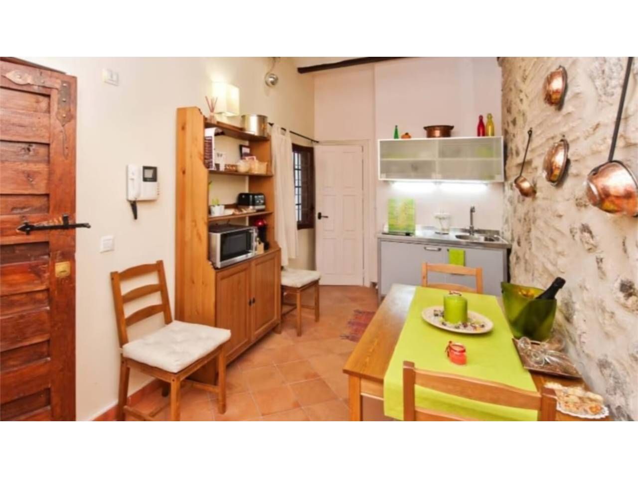 Kitchen of Flat for sale in  Toledo Capital  with Air Conditioner