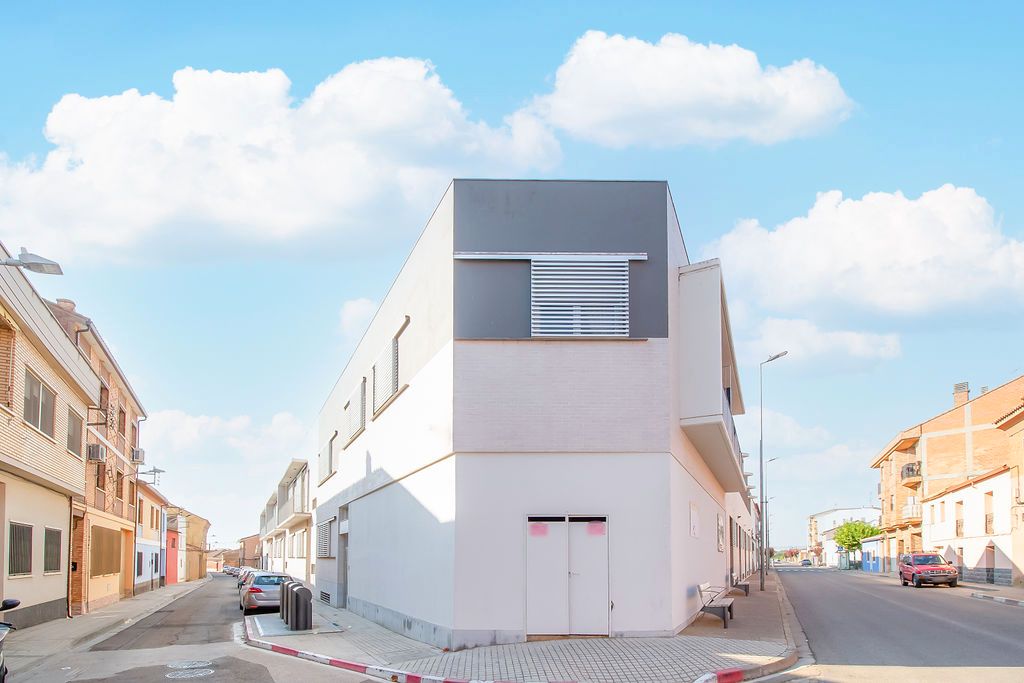 Exterior view of Premises for sale in Torres de Berrellén