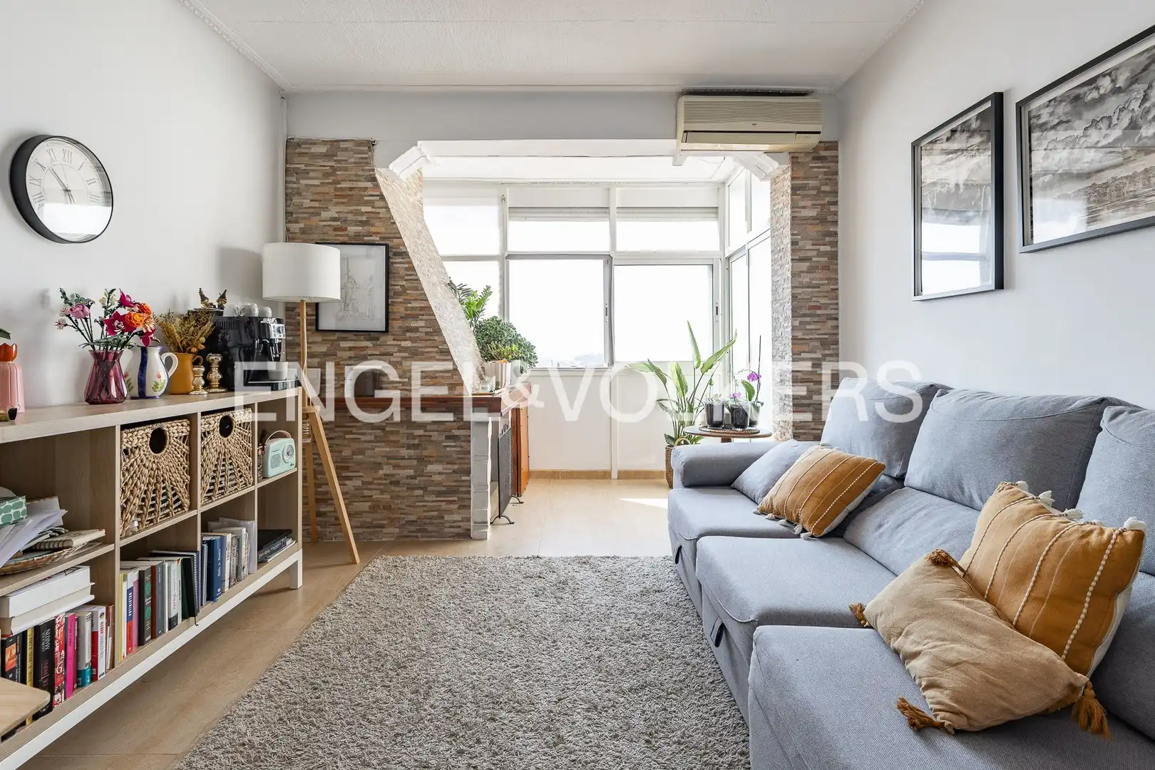 Living room of Flat for sale in Castellar del Vallès  with Air Conditioner, Heating and Balcony