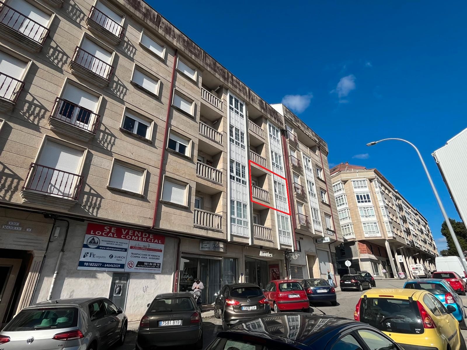 Vista exterior de Pis en venda en Noia amb Calefacció, Moblat i Forn