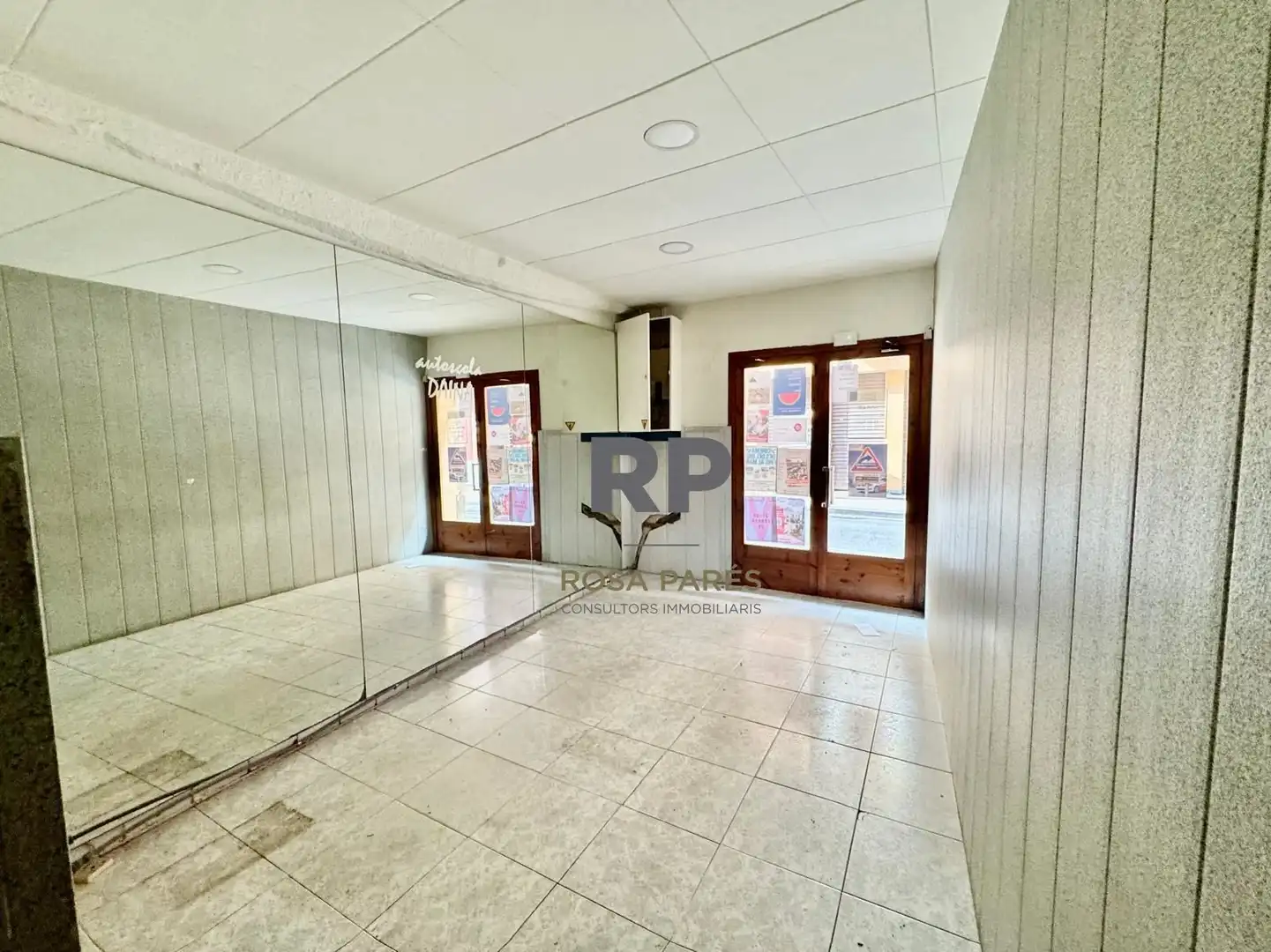 Local comercial en alquiler en Centelles