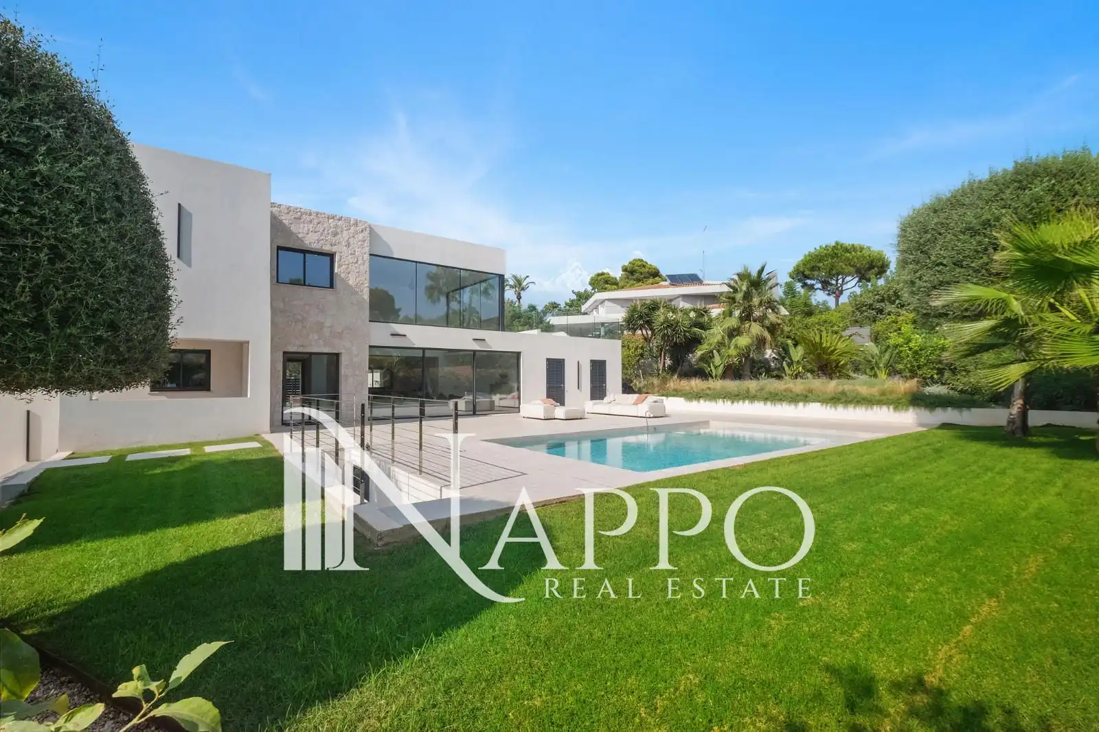 Vista exterior de Casa o xalet en venda en Calvià amb Aire condicionat, Calefacció i Piscina