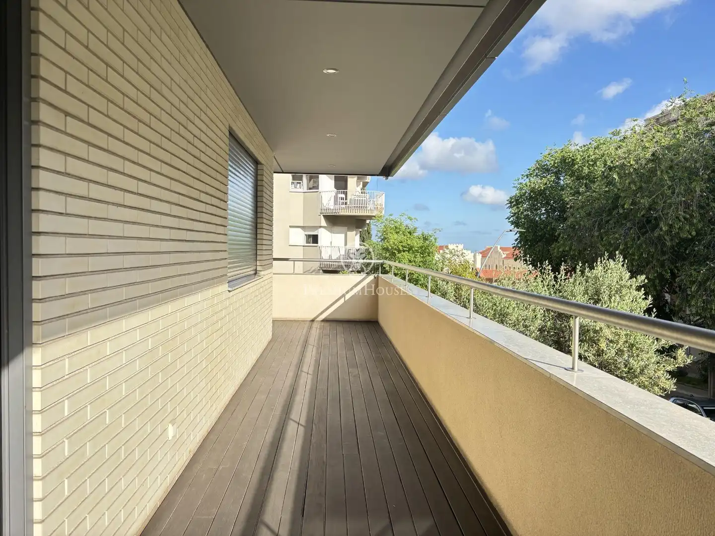 Terrasse von Wohnung zum Verkauf in Barcelona mit Heizung, Privatgarten und Terrasse