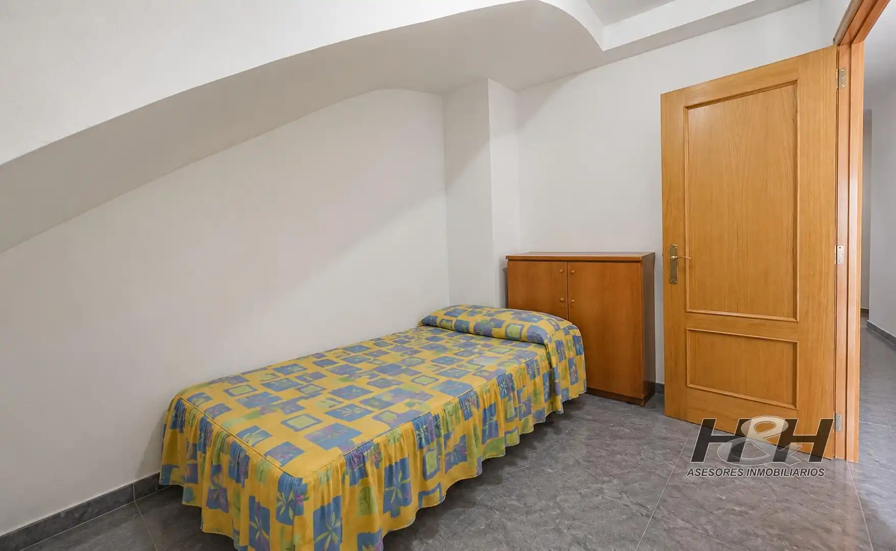 Dormitori de Casa o xalet en venda en Paterna amb Aire condicionat i Terrassa