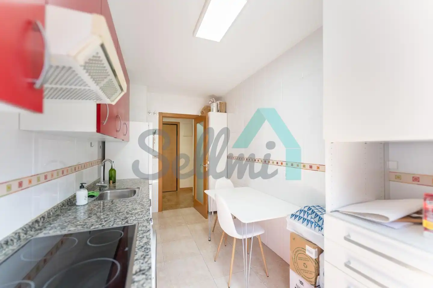 Kitchen of Flat for rent in Oviedo   with Heating, Parquet flooring and Storage room