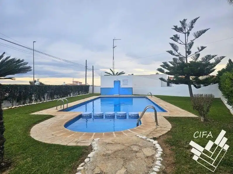 Piscina de Casa adosada en venda en Vinaròs amb Terrassa