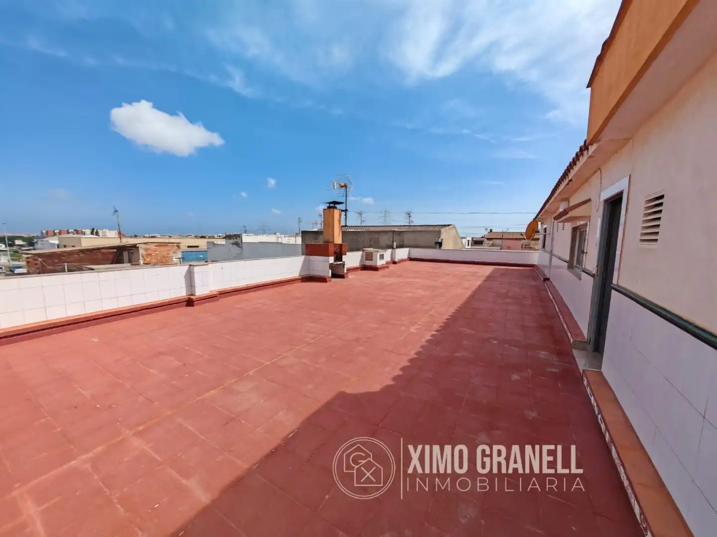Vista exterior de Casa o xalet en venda en Castellón de la Plana / Castelló de la Plana amb Aire condicionat, Calefacció i Terrassa