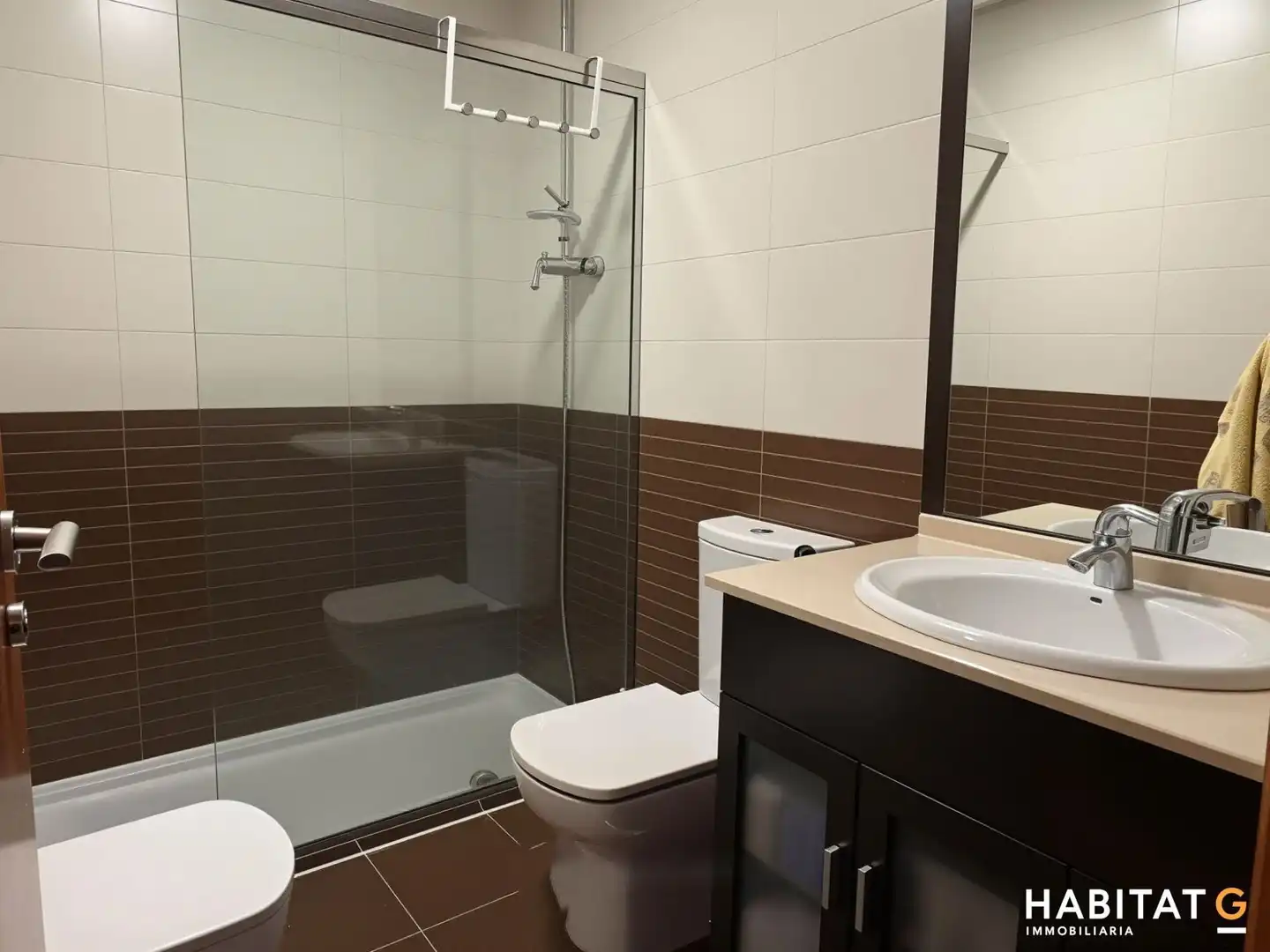 Baño de Piso en venta en Bellpuig con Calefacción, Terraza y Trastero