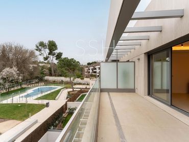 Ático con piscina en alquiler en Cruz de la Atalaya