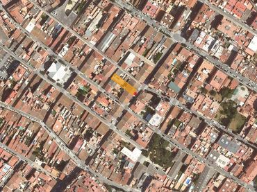 Terrenys i solars en venda a CL PAU CASALS