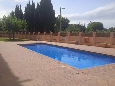 Mini appartamento con piscina in affitto a Avinguda Paissos Catalans 5