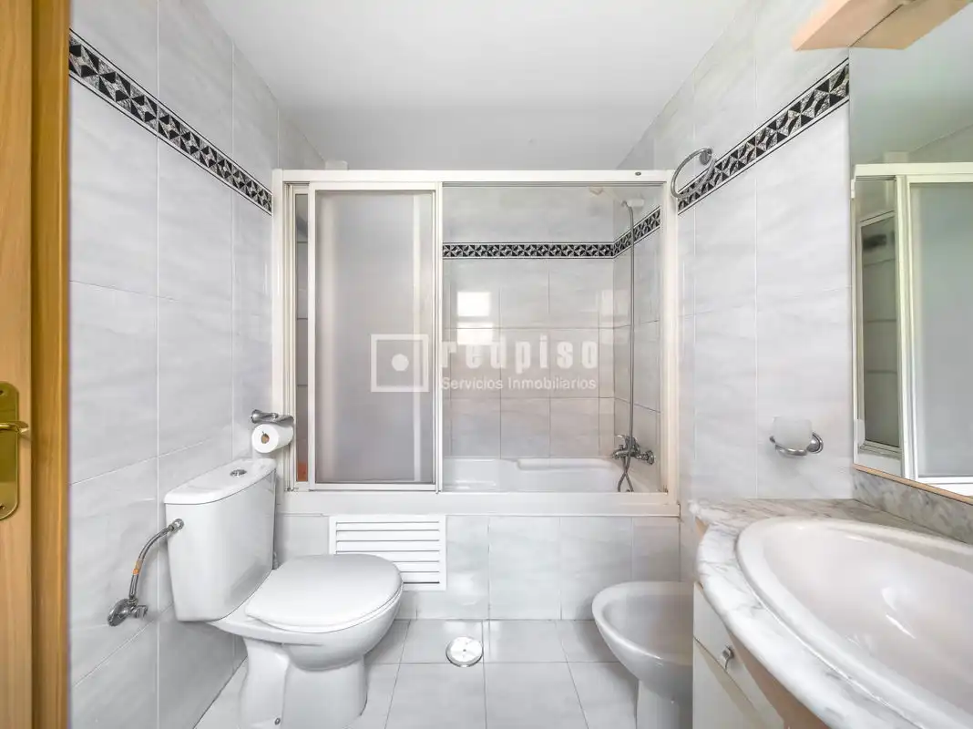 Baño de Casa o chalet en venta en Rivas-Vaciamadrid con Calefacción, Jardín privado y Trastero