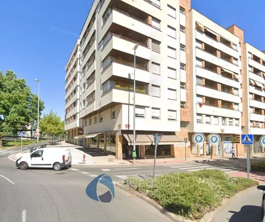 Local comercial de lloguer a Carmen Medrano, imagen 3