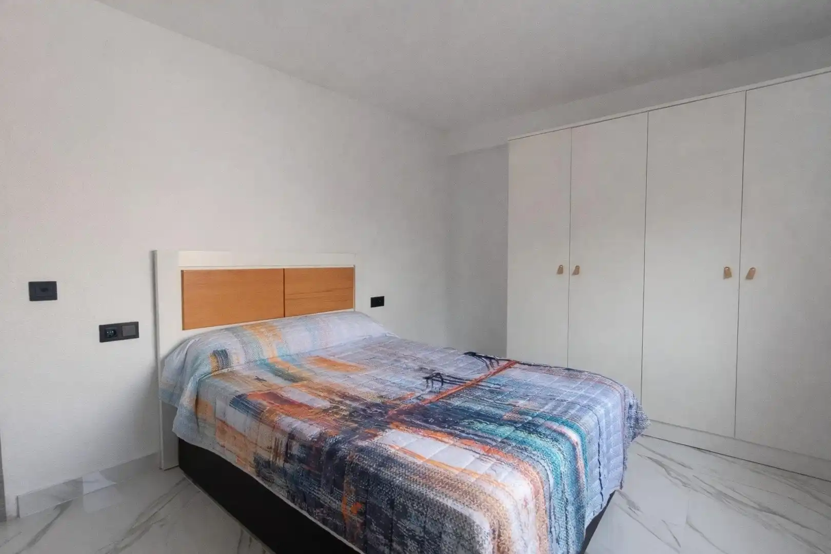 Habitación de Piso en venta en Almería