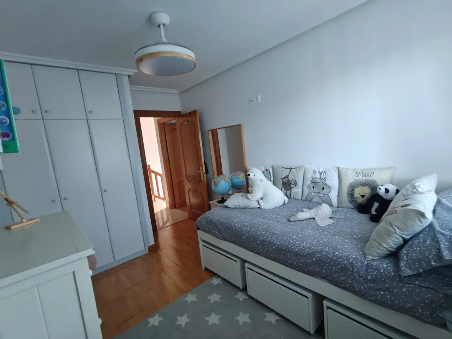 Habitación de Casa o chalet en venta en Hazas de Cesto con Terraza y Balcón