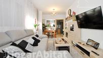 Living room of Flat for sale in Oliva  with Parquet flooring, Storage room and Alarm