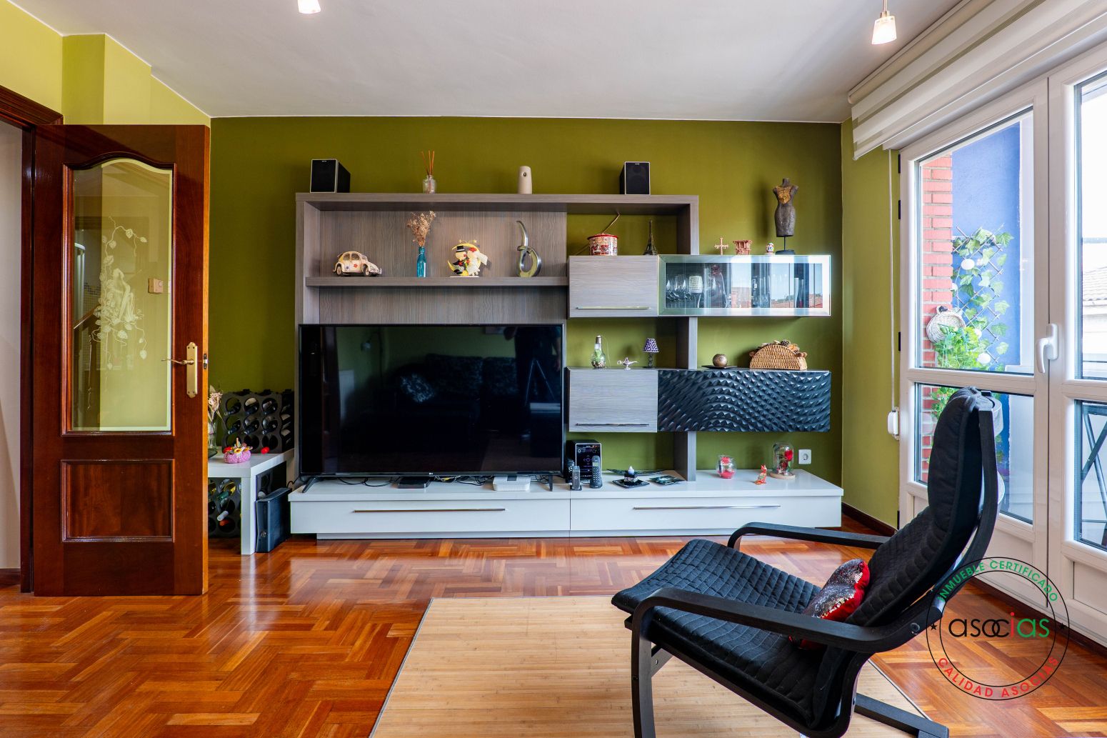 Sala de estar de Piso en venta en Gijón  con Calefacción, Parquet y Terraza