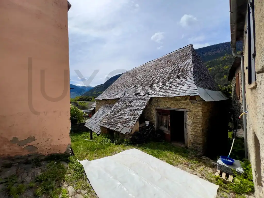 Vista exterior de Casa o xalet en venda en Vielha e Mijaran amb Balcó