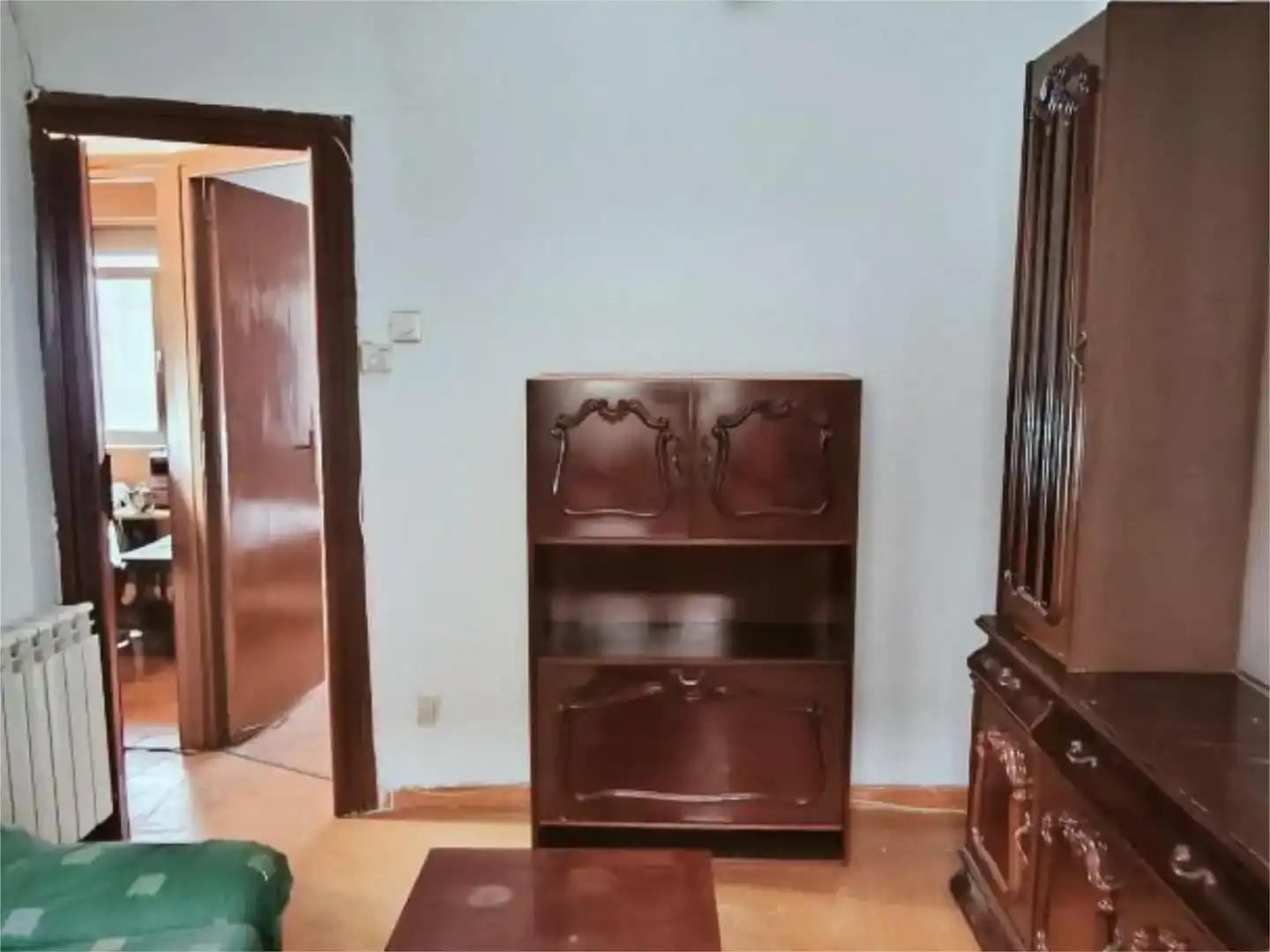 Schlafzimmer von Wohnung zur Miete in Valdeolea mit Parkett, Abstellraum und Möbliert