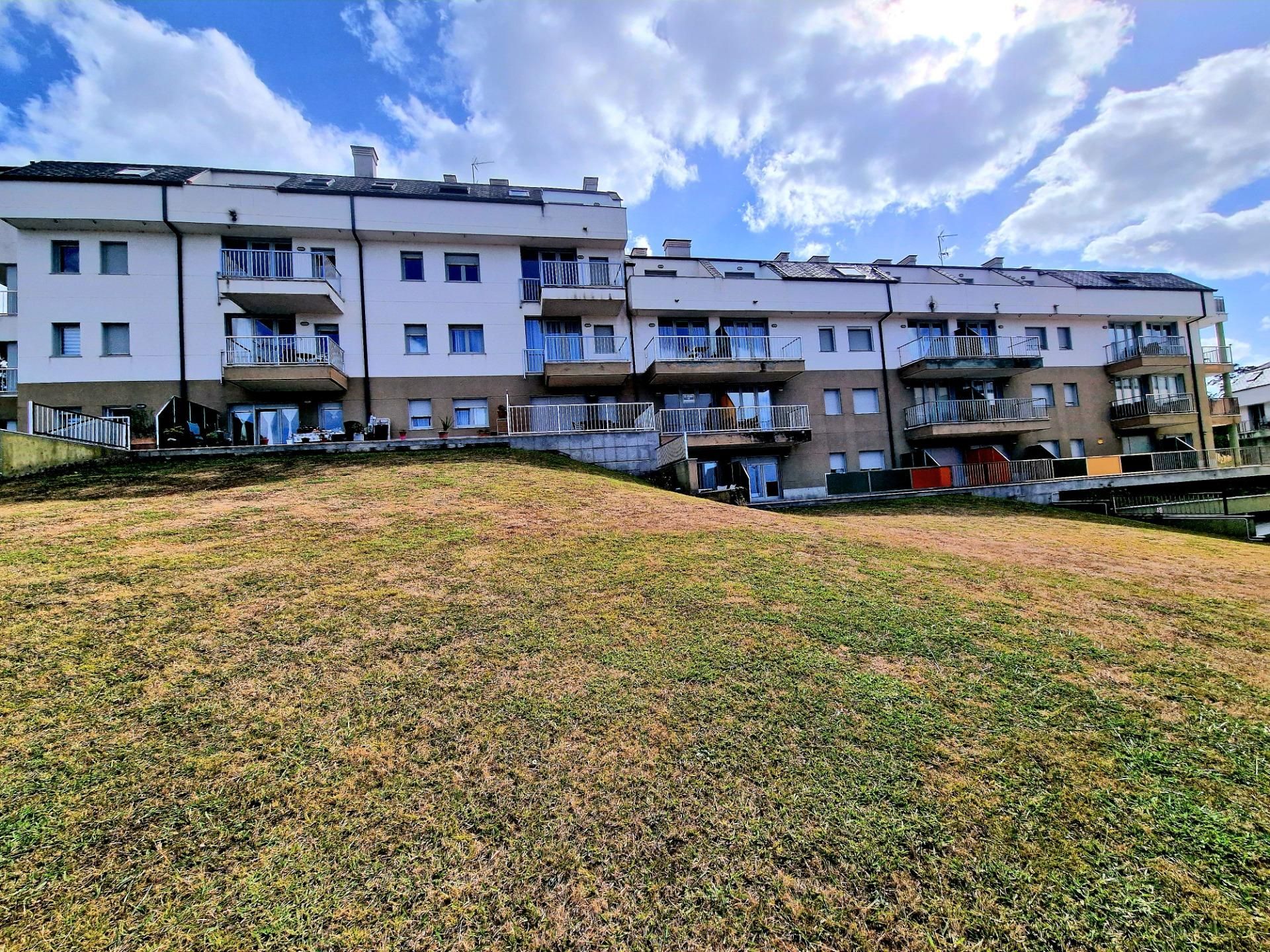 Vista exterior de Piso en venta en Barreiros con Calefacción, Jardín privado y Terraza