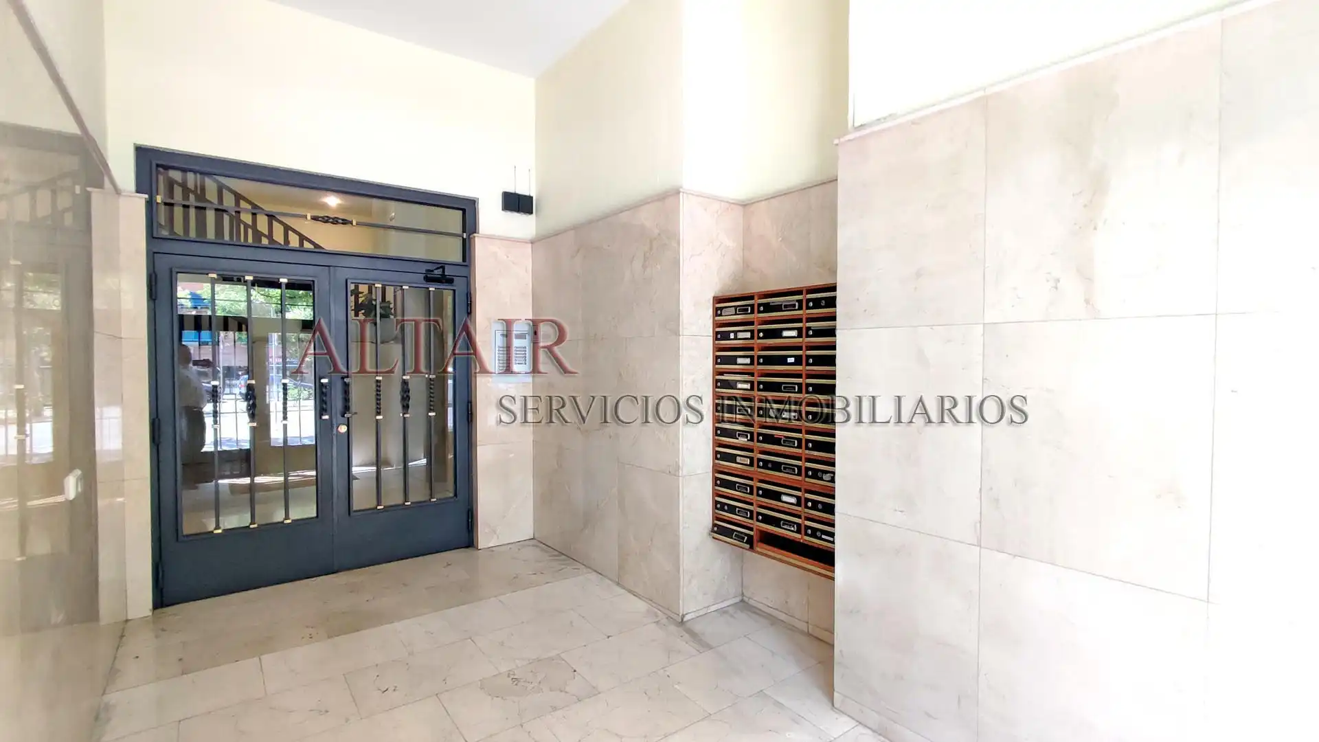 Piso de alquiler en Avenida de Orovilla, Los Rosales