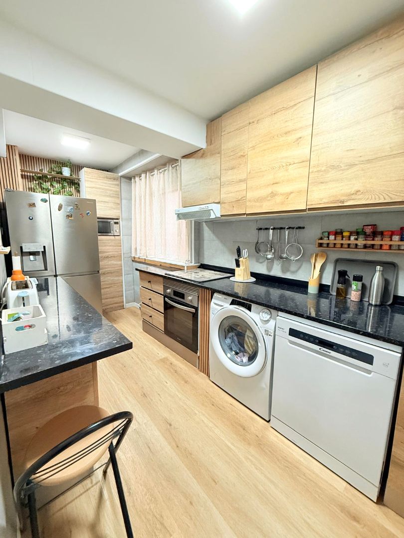 Flat for sale in Calle Río Tajo, Parque Ondarreta - Urtinsa