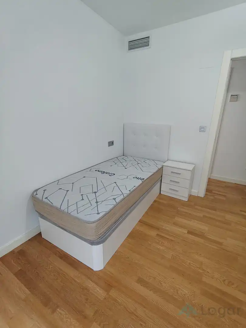 Bedroom of Flat for rent in Murcia  with Air Conditioner, Heating and Terrace