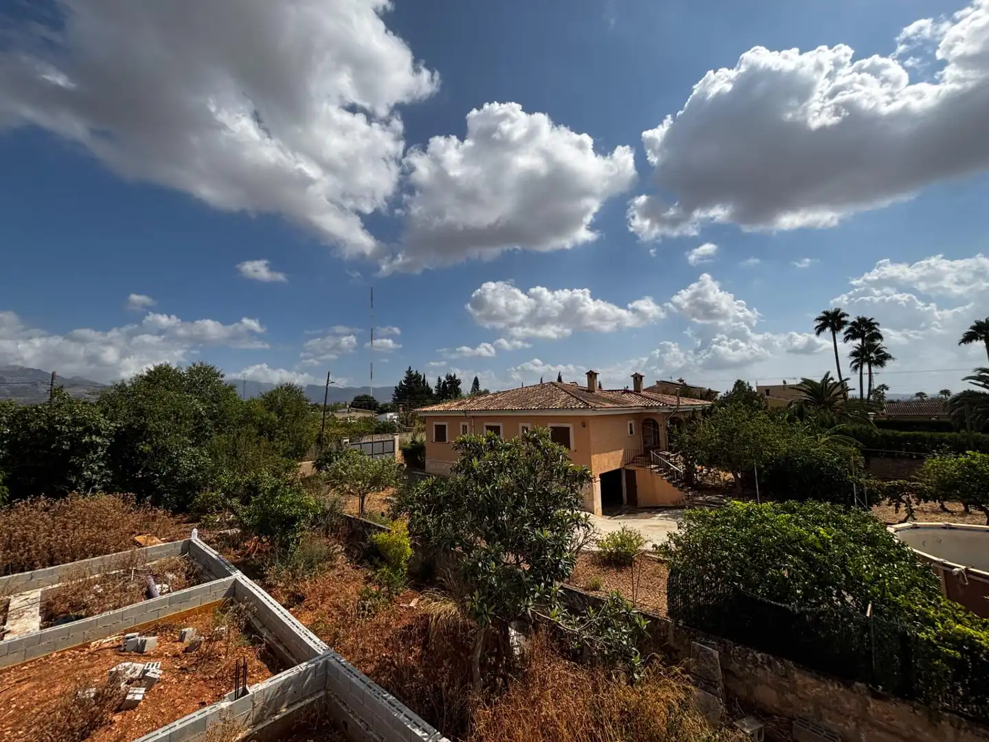 Vista exterior de Casa o xalet en venda en  Palma de Mallorca amb Jardí privat i Moblat