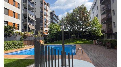 Foto 2 de Piso en venta en Carrer de Joana Raspall, Centre - Can Nadal, Sant Feliu de Llobregat