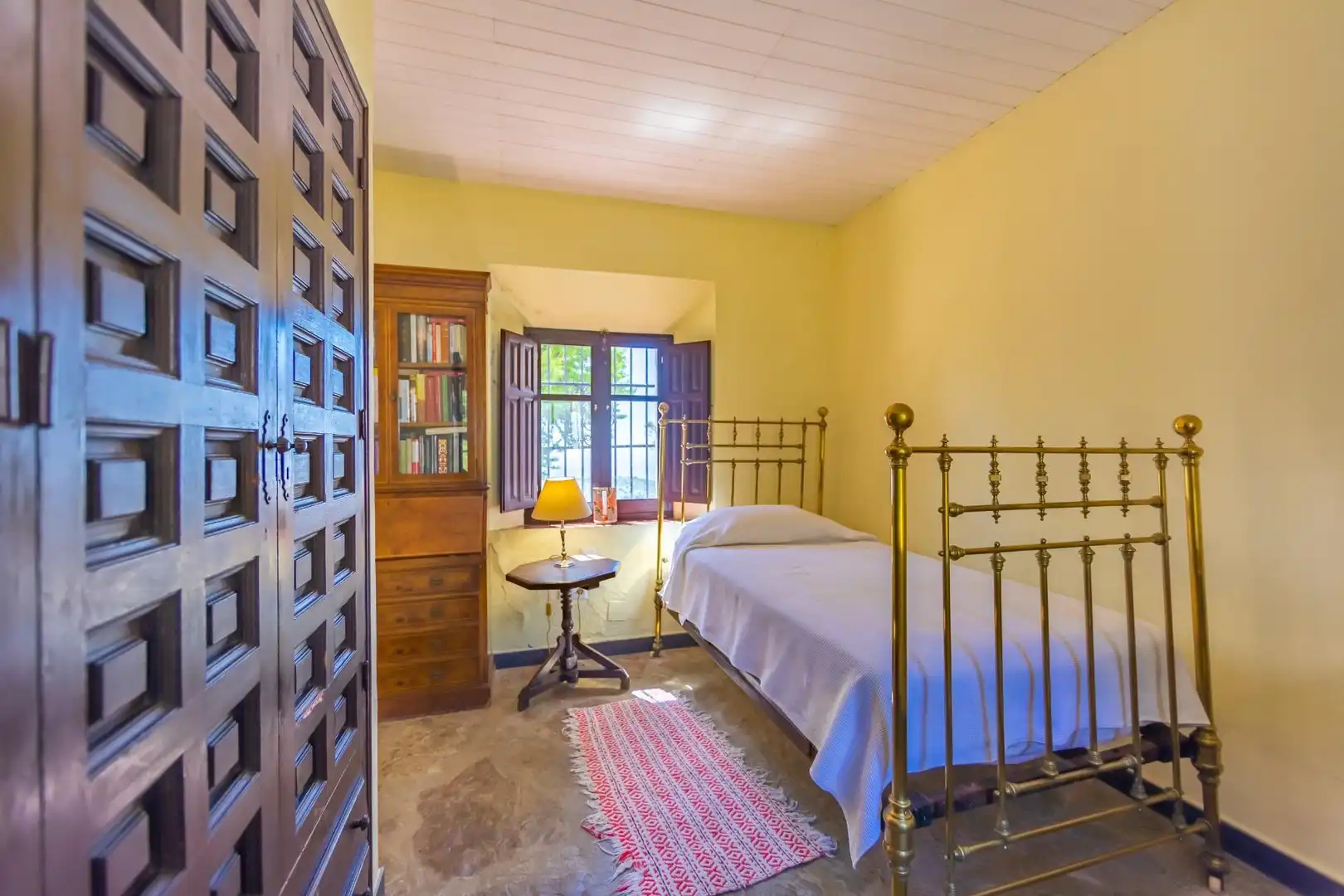 Schlafzimmer von Country house zum Verkauf in Tarifa mit Heizung und Gemeinschaftspool
