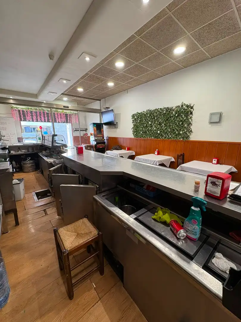 Locale commerciale in cessione a Carrer Heroïnes de Santa Bàrbara, imagen 7