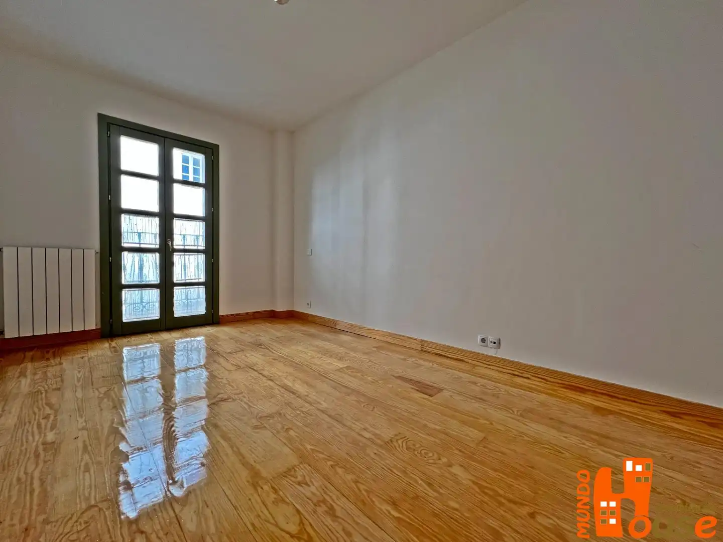 Habitación de Dúplex en venta en Real Sitio de San Ildefonso con Calefacción, Trastero y Balcón