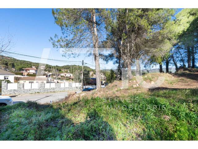 Terreno residencial en Venta en Calle Avet en Sant Llorenç Savall
