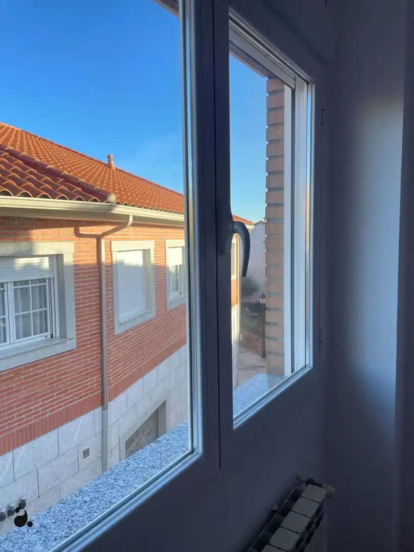 Vista exterior de Piso en venta en Navalagamella con Calefacción, Terraza y Amueblado