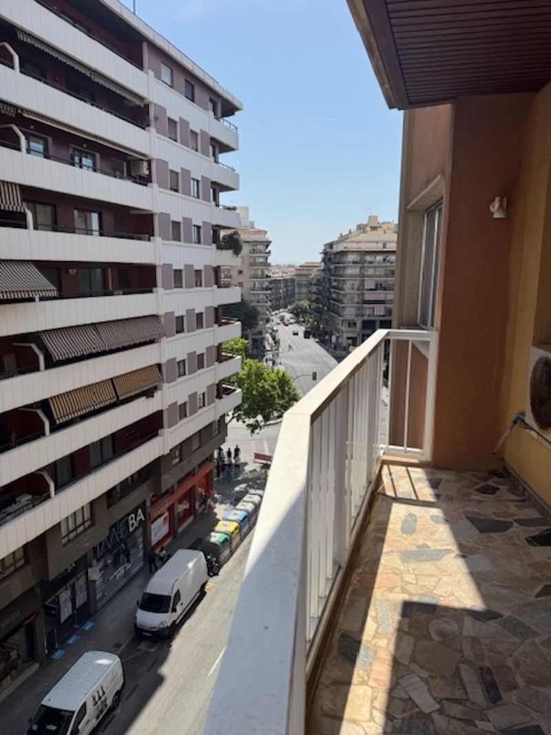 Vista exterior de Apartament de lloguer en  Palma de Mallorca amb Terrassa, Moblat i Balcó