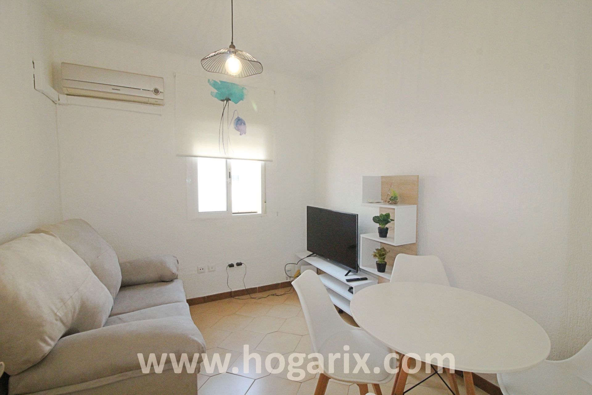 Living room of Flat to rent in  Huelva Capital  with Air Conditioner and Furnished
