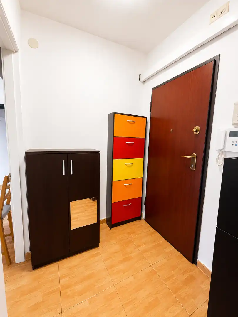 Wohnung zum Verkauf in Torremolinos mit Klimaanlage, Terrasse und Möbliert