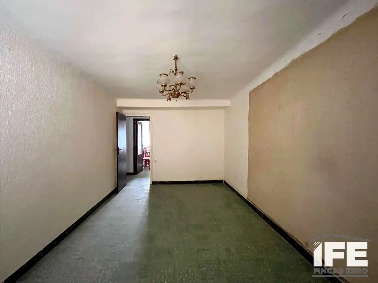 Dormitori de Casa o xalet en venda en Alagón amb Terrassa i Balcó