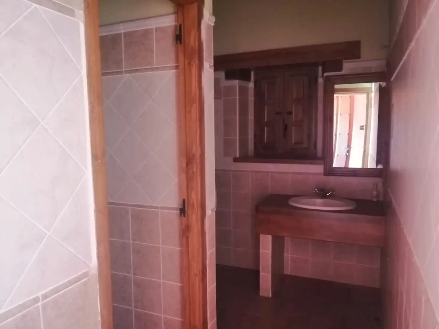 Bany de Finca rústica en venda en Herreruela amb Terrassa i Balcó