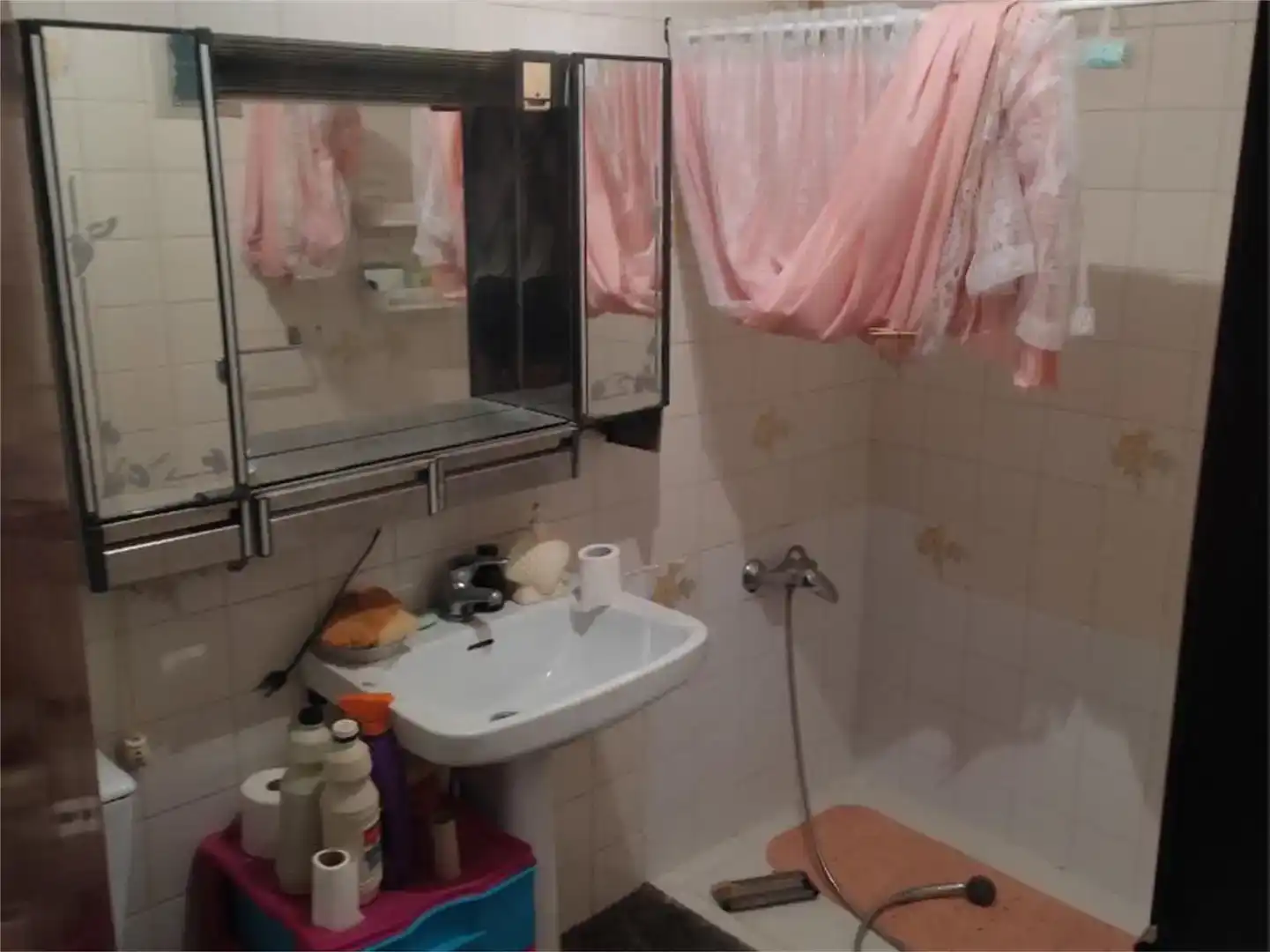 Bathroom of Flat for sale in Bufali  with Storage room and Swimming Pool