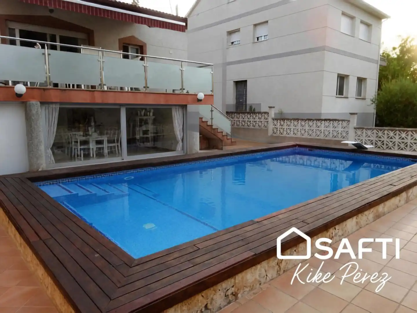Piscina de Casa o xalet en venda en Rubí amb Terrassa, Piscina i Moblat