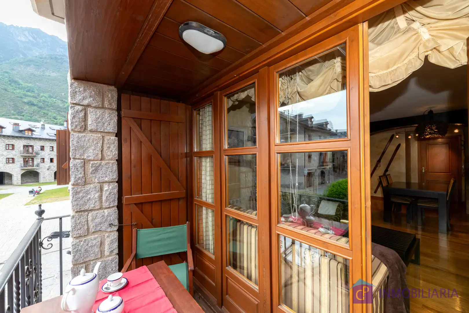 Terrasse von Wohnung zum Verkauf in Benasque mit Heizung, Parkett und Terrasse