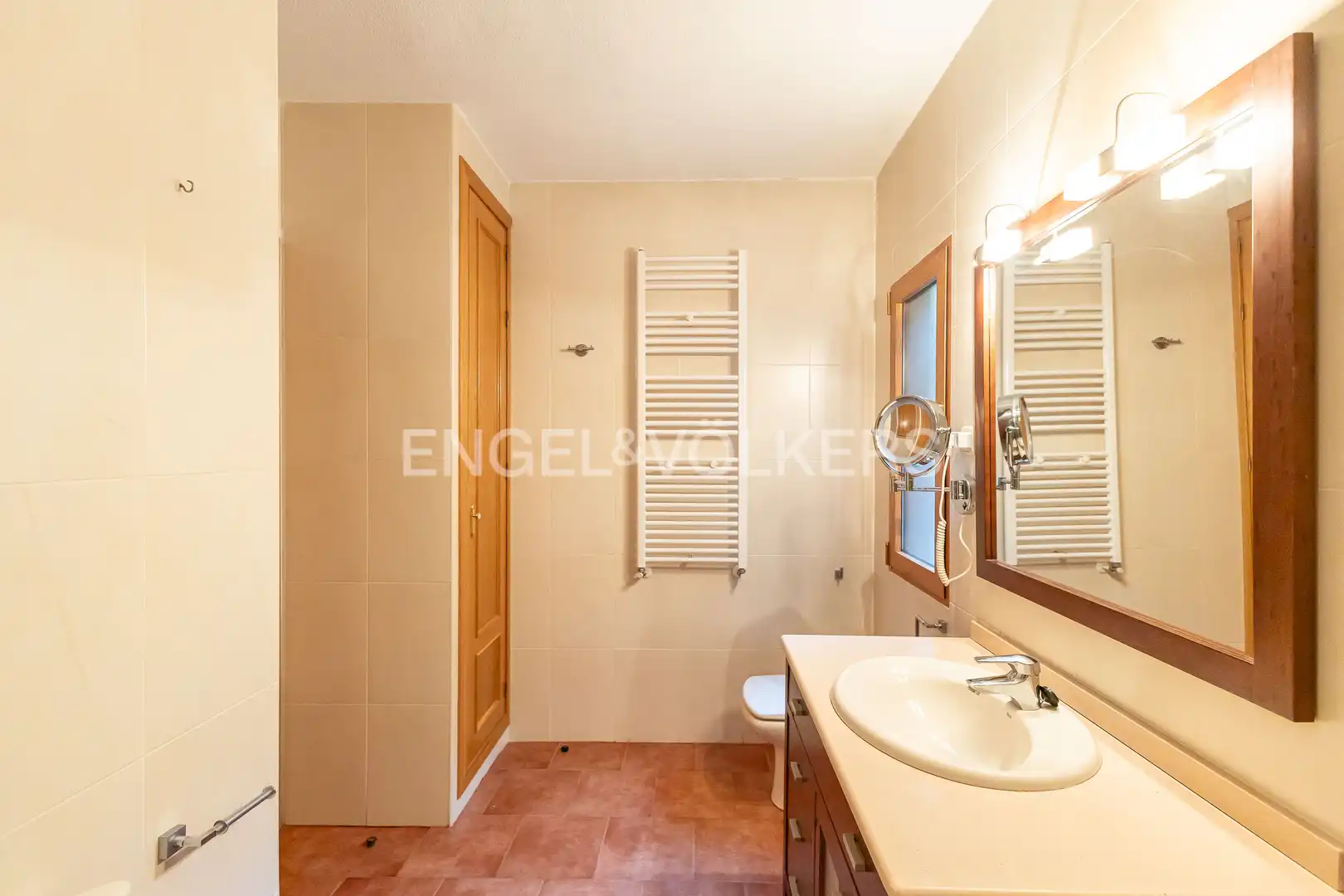 Baño de Casa o chalet en venta en El Casar con Aire acondicionado, Calefacción y Jardín privado
