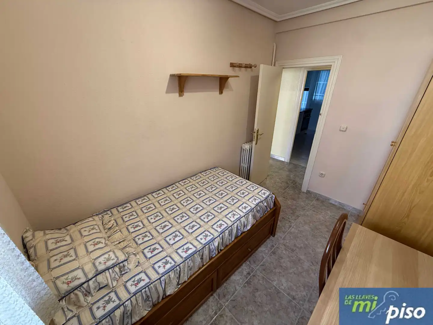 Schlafzimmer von Wohnung zum Verkauf in Valladolid mit Heizung, Terrasse und Möbliert